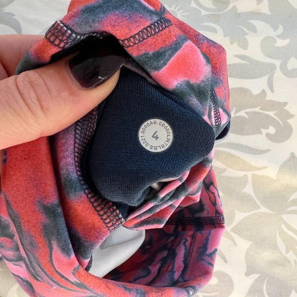 Like New! Lululemon Wunder Train High-Rise Short 8" Chroma Clash Camo - Picture 11 of 12